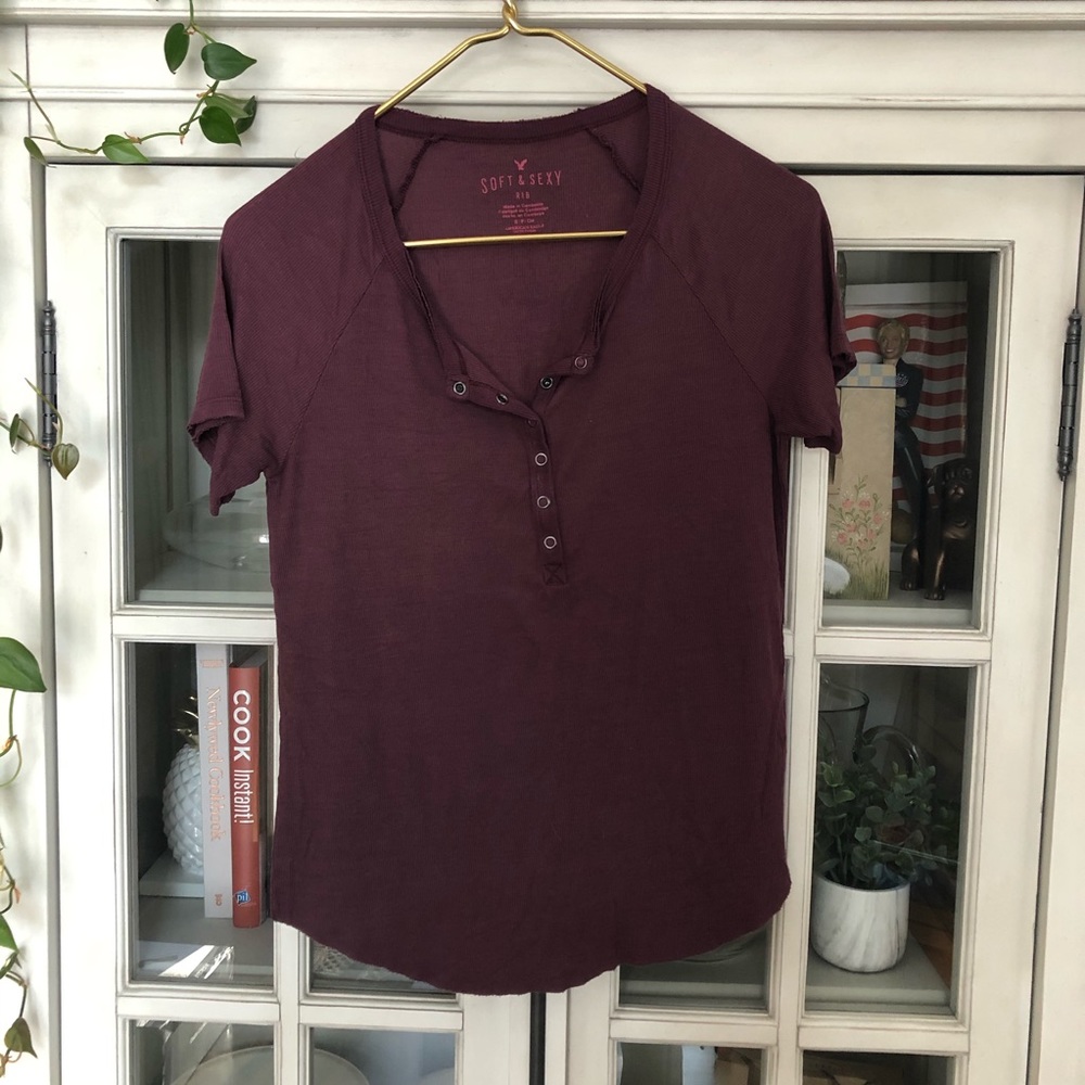 American Eagle Raw Edge T-Shirt